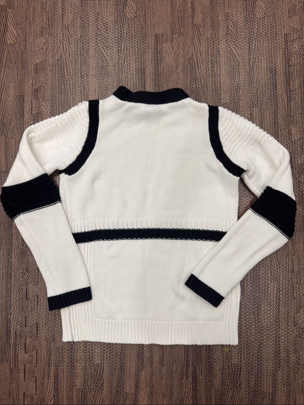 Star Wars Her Universe Women's White and Black Crewneck Sweater - Picture 7 of 9